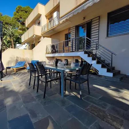 Villa Aguilas Club - Guest House Villa