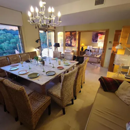 Villa Aguilas Club - Guest House Villa