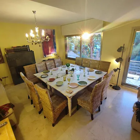Villa Villa Aguilas Club - Guest House Málaga